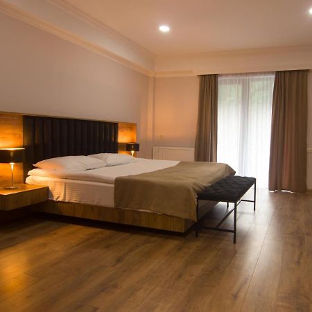 Lileo Inn Hotel Mestia Ngoại thất bức ảnh