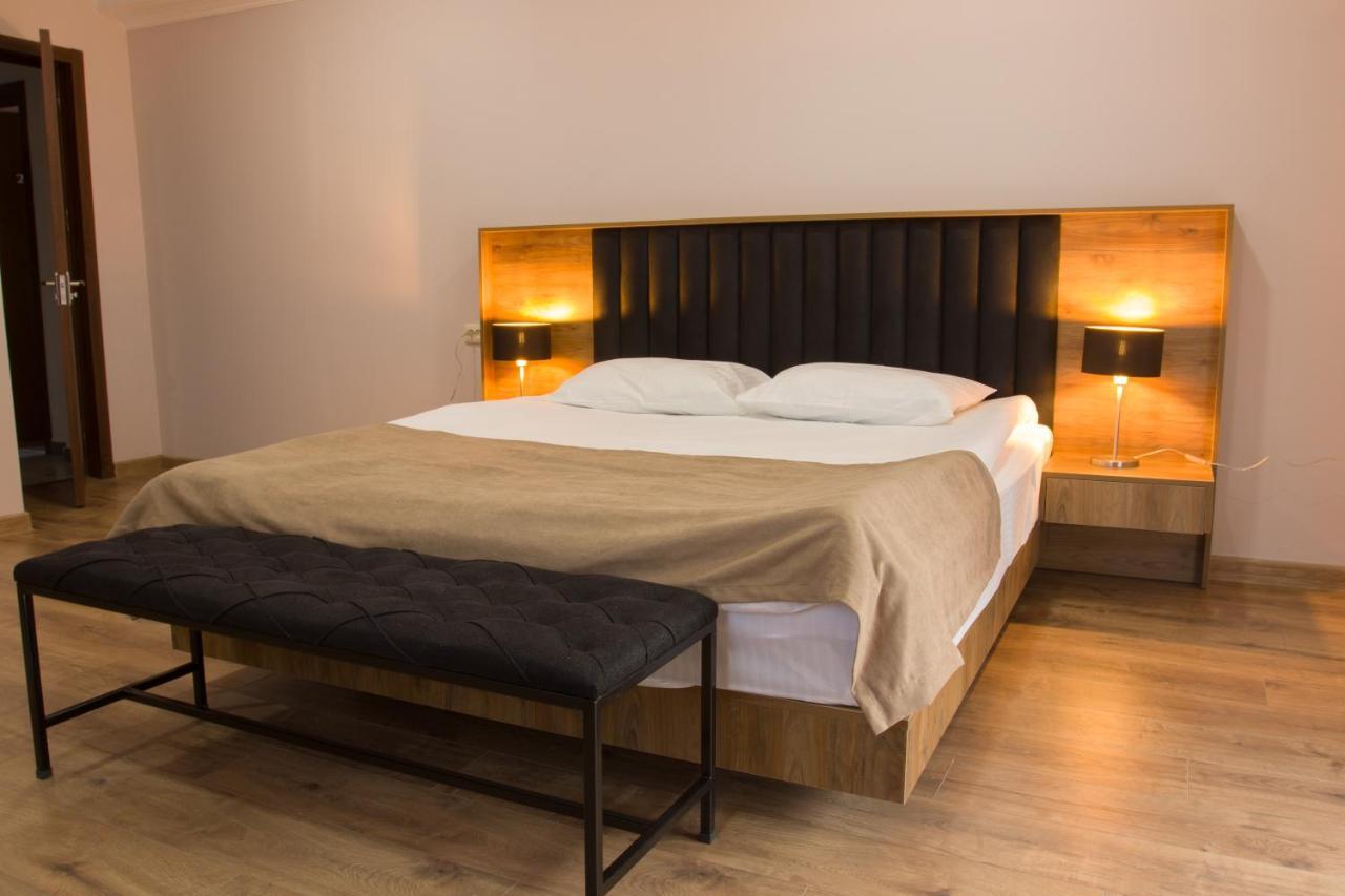 Lileo Inn Hotel Mestia Ngoại thất bức ảnh