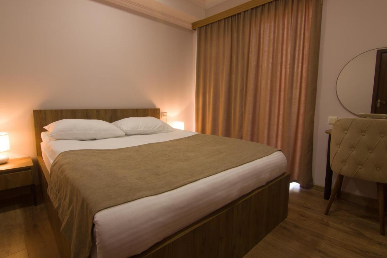 Lileo Inn Hotel Mestia Ngoại thất bức ảnh