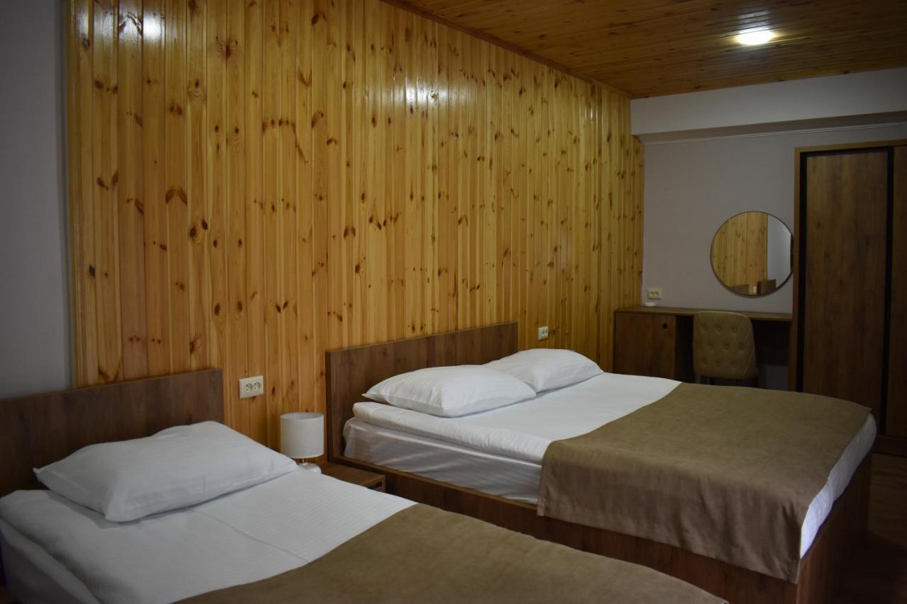 Lileo Inn Hotel Mestia Ngoại thất bức ảnh