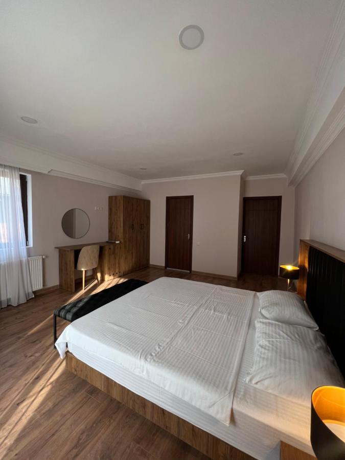 Lileo Inn Hotel Mestia Ngoại thất bức ảnh
